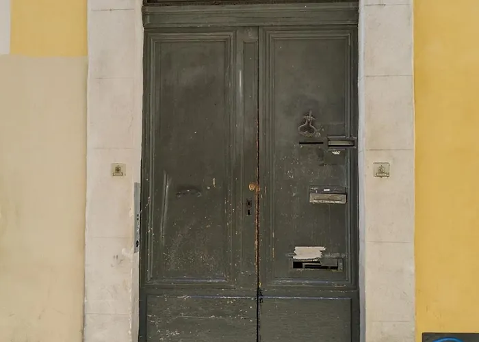 شقة Lumineux Duplex Dans L'ecusson Nimois - Atypique Wifi Hyper Centre نيم