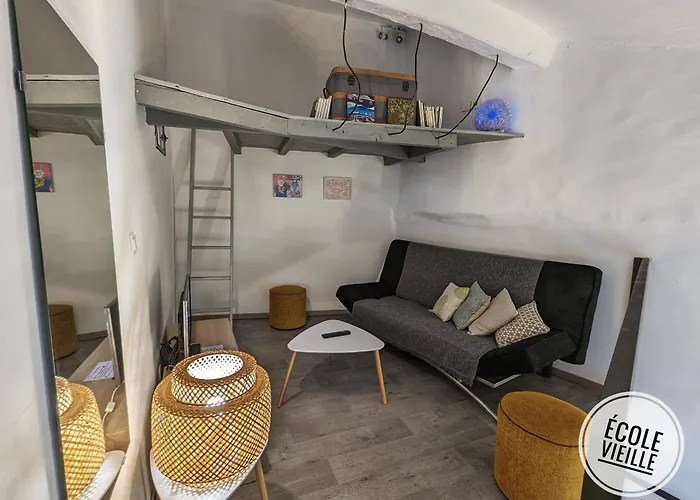 Lumineux Duplex Dans L'ecusson Nimois - Atypique Wifi Hyper Centre شقة